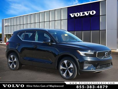 New 2025 Volvo XC40 B5 Core w/ Protection Package Premier