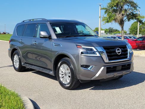Certified 2023 Nissan Armada SV w/ Cargo Package RWD image 3