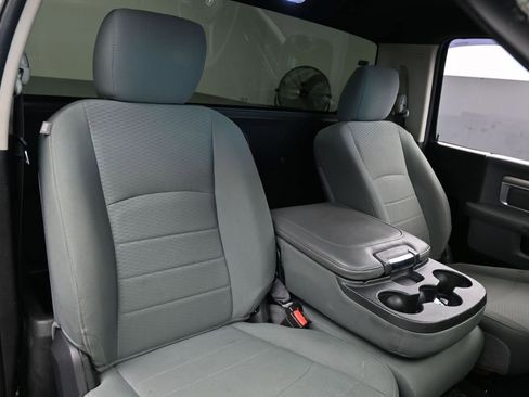 Used 2018 RAM 1500 Express w/ Black Ram 1500 Express Group RWD image 38