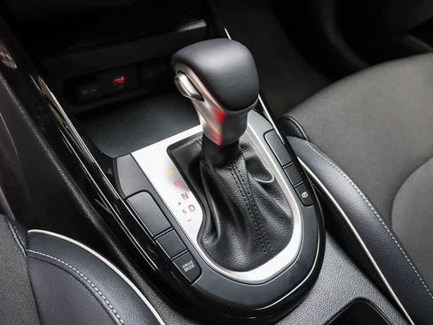 Used 2023 Kia Forte GT-Line w/ GT-Line Technology Package image 19