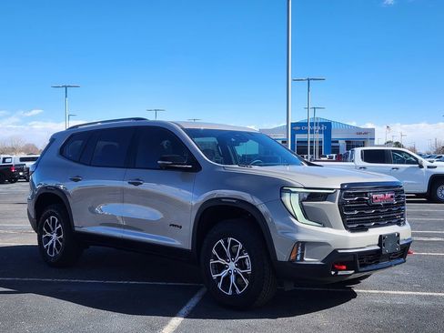 New 2026 GMC Acadia AT4 w/ Luxury Package image 4