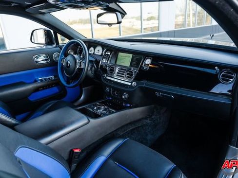 Used 2017 Rolls-Royce Wraith image 26