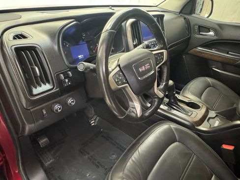 Used 2017 GMC Canyon Denali image 9