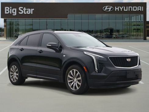 Used 2022 Cadillac XT4 Sport w/ Enhanced Visibility Package FWD image 6
