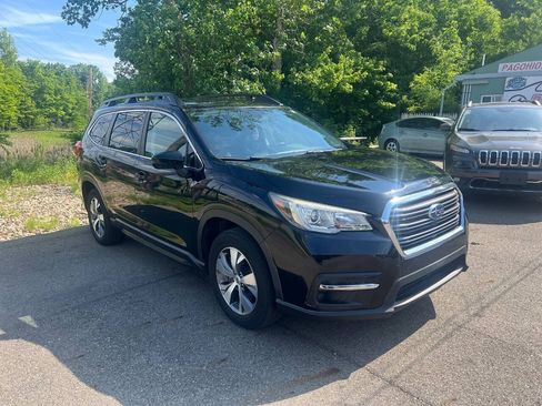 Used 2019 Subaru Ascent Premium AWD/4WD image 2