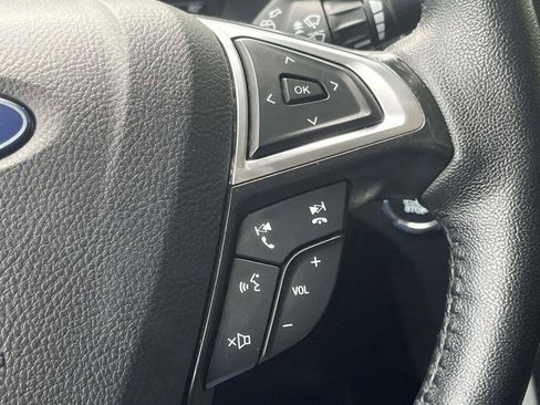 Used 2024 Ford Edge SEL AWD/4WD image 31