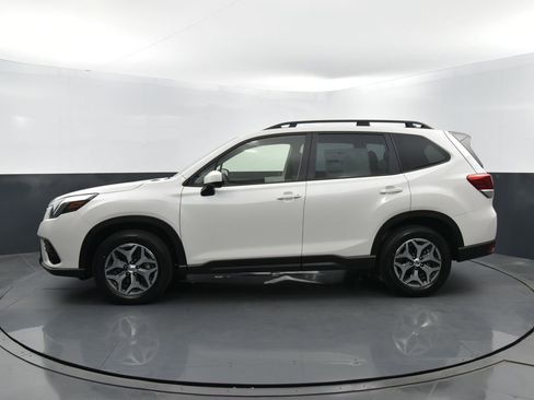 Certified 2024 Subaru Forester Premium image 8