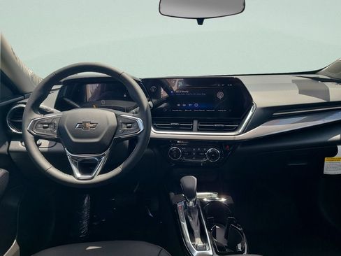 New 2026 Chevrolet Trax ACTIV w/ Driver Confidence Package FWD image 11
