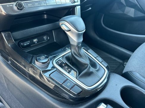 Used 2025 Kia Seltos S FWD image 31