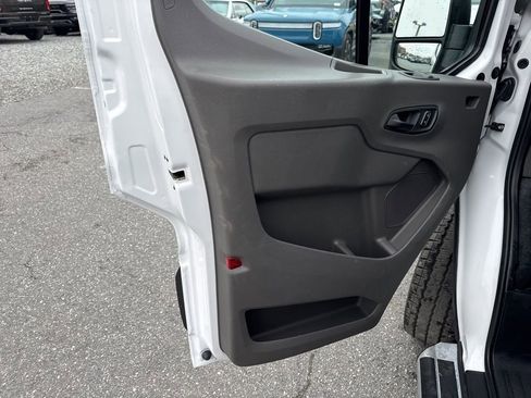 Used 2023 Ford Transit 250 Low Roof w/ Exterior Upgrade Package image 19