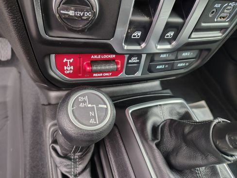 New 2026 Jeep Wrangler Sport AWD/4WD image 39