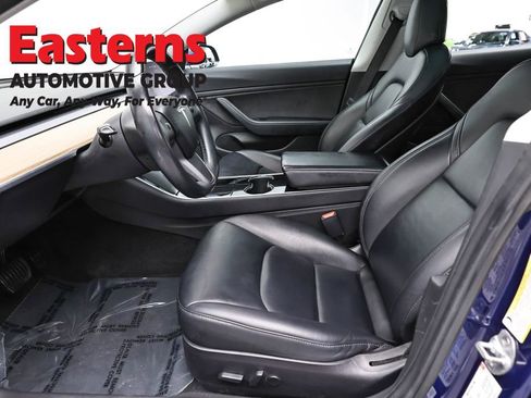 Used 2018 Tesla Model 3 Mid Range RWD image 14