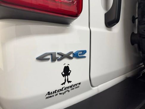 Used 2025 Jeep Wrangler Unlimited Rubicon 4xe w/ Safety Group image 40