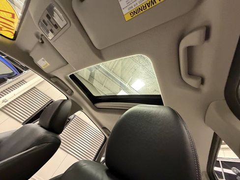 Used 2017 Honda Fit EX-L image 9