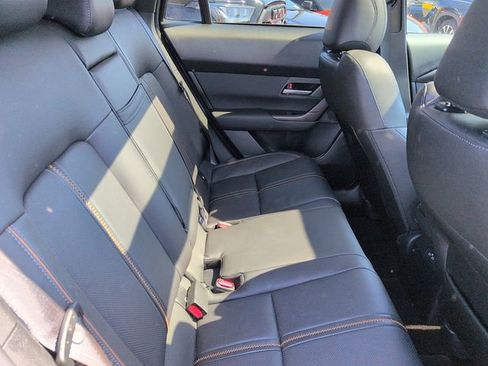 Used 2025 MAZDA CX-50 AWD 2.5 Hybrid w/ Premium Pkg image 11