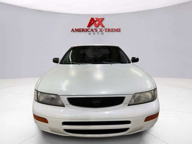 Used 1996 Nissan Maxima FWD image 2