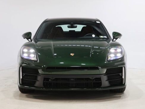 Used 2025 Porsche Panamera 4 image 2