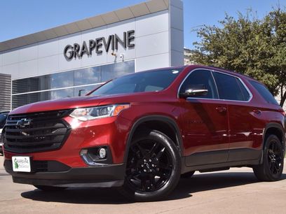 Used 2020 Chevrolet Traverse LT w/ LPO, Blackout Package