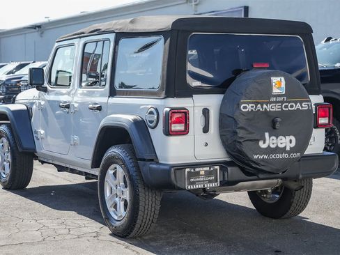 Used 2018 Jeep Wrangler Unlimited Sport S image 6