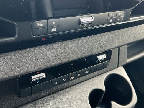 New 2025 Mercedes-Benz Sprinter 2500 image 26