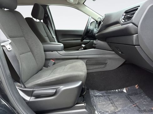 Used 2021 Dodge Durango SXT image 16