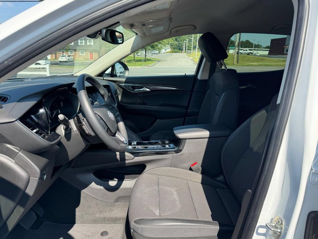 Used 2023 Buick Envision Preferred FWD image 16
