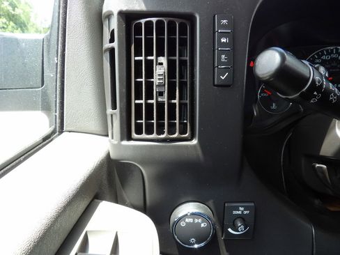 Used 2020 Chevrolet Express 2500 w/ Driver Convenience Package image 19