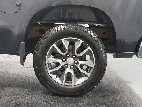 Used 2022 Chevrolet Silverado 1500 LT image 33