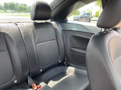 Used 2013 Volkswagen Beetle TDI FWD image 67
