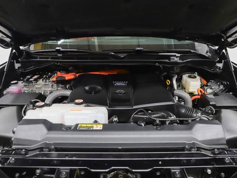 Used 2025 Toyota Tundra TRD Pro AWD/4WD image 27
