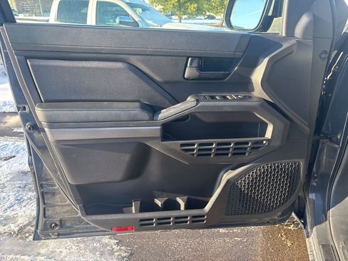 Used 2024 Toyota Tacoma 4x4 Double Cab image 14