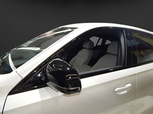 Used 2026 BMW X6 M60i image 11