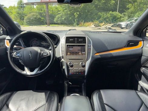 Used 2019 Lincoln MKC Reserve w/ MKC Climate Package AWD/4WD image 9