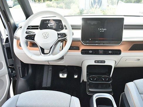 New 2025 Volkswagen ID. Buzz 1st Edition image 11