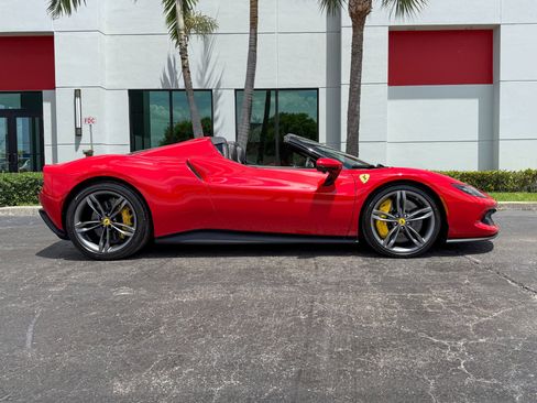 Used 2024 Ferrari 296 GTS RWD image 2