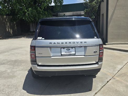 Used 2018 Land Rover Range Rover HSE AWD/4WD image 3