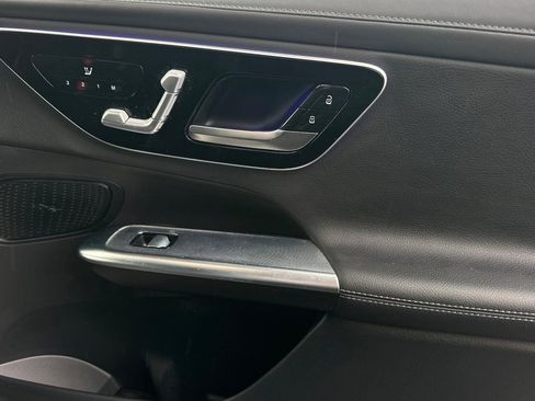 Certified 2023 Mercedes-Benz GLC 300 image 31