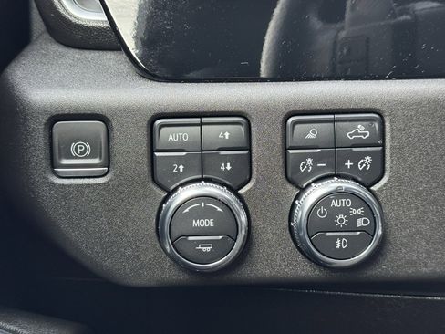 Used 2023 GMC Sierra 1500 Elevation w/ Elevation Premium Package image 20