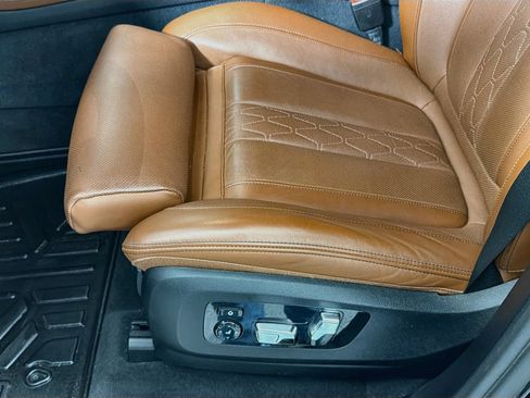 Used 2024 BMW X7 M60i w/ Executive Package AWD/4WD image 23