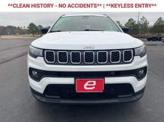 Used 2024 Jeep Compass Latitude video 2