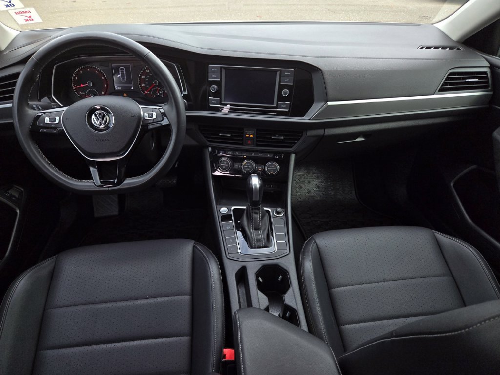 Used 2021 Volkswagen Jetta SE FWD image 16