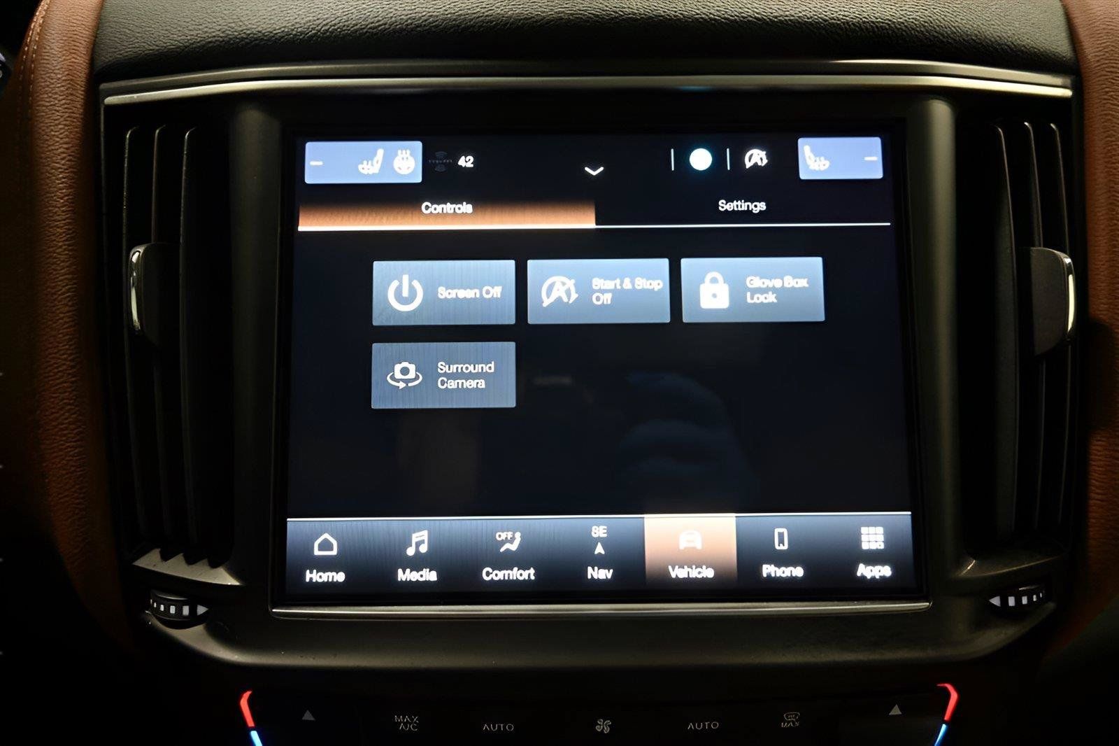 Used 2023 Maserati Levante GT AWD/4WD image 28
