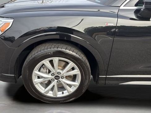 Used 2023 Audi Q3 2.0T Premium image 34