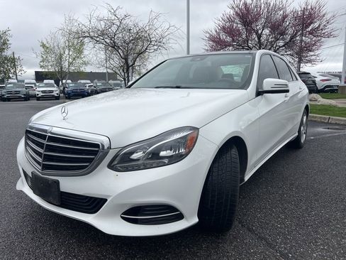 Used 2015 Mercedes-Benz E 350 4MATIC Sedan image 4