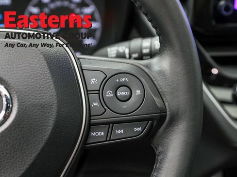 Used 2023 Toyota Corolla Cross LE image 16