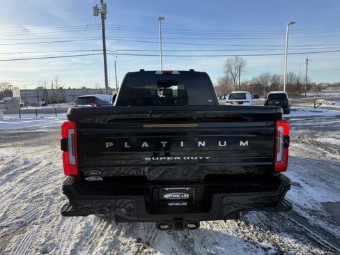 Used 2024 Ford F250 Platinum image 5