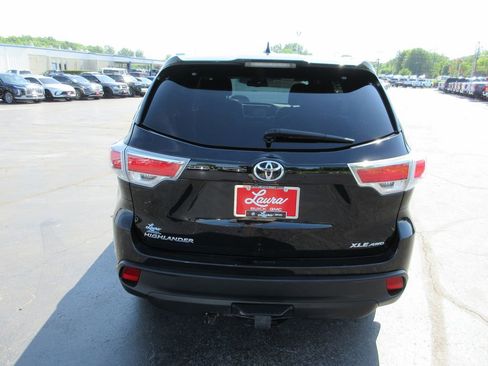 Used 2016 Toyota Highlander XLE AWD/4WD image 5