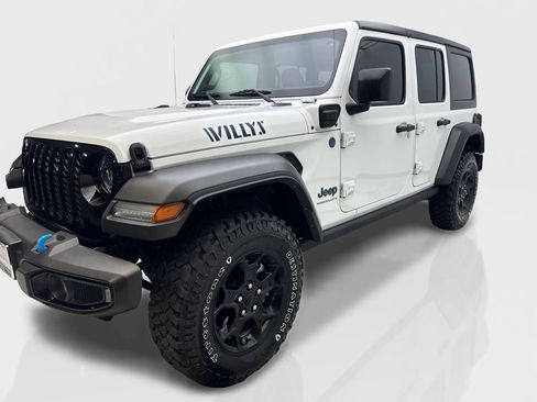 Used 2023 Jeep Wrangler Unlimited AWD/4WD image 11