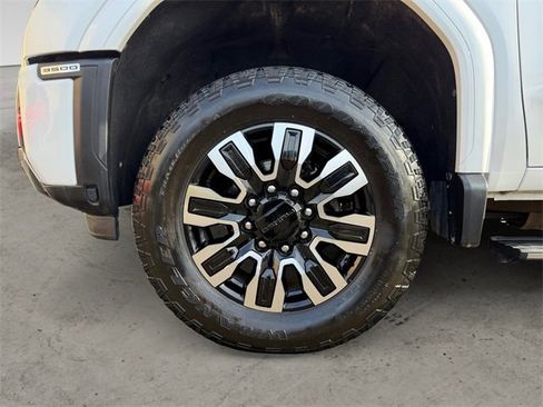 Used 2024 GMC Sierra 3500 Denali Ultimate image 14
