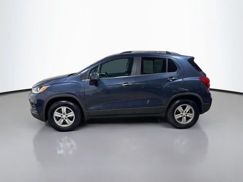 Used 2018 Chevrolet Trax LT w/ LT Convenience Package AWD/4WD image 5